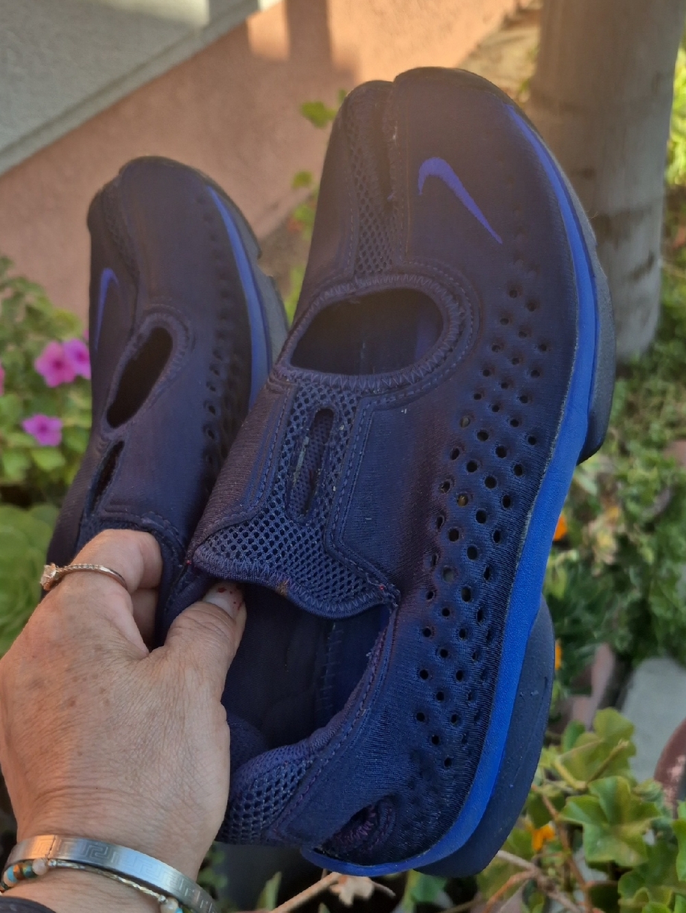 Nike Air Rift - Picture 2 of 10